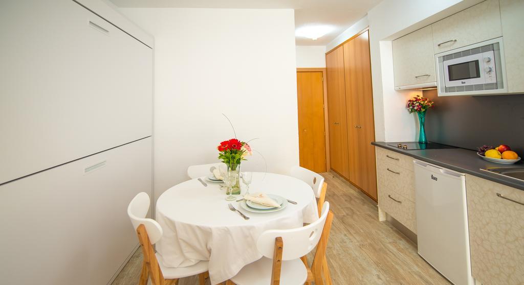 كامبريلس Ona Internacional Apartments الغرفة الصورة